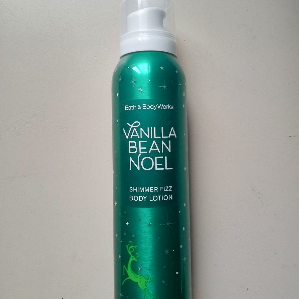 Bath and Body Works Vanilla Bean Noel Shimmer Fizz Body Lotion
